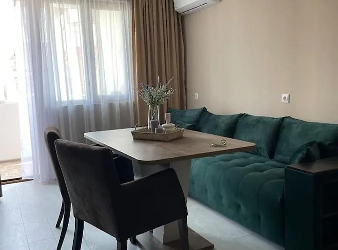 Catina's Apartment Burgas